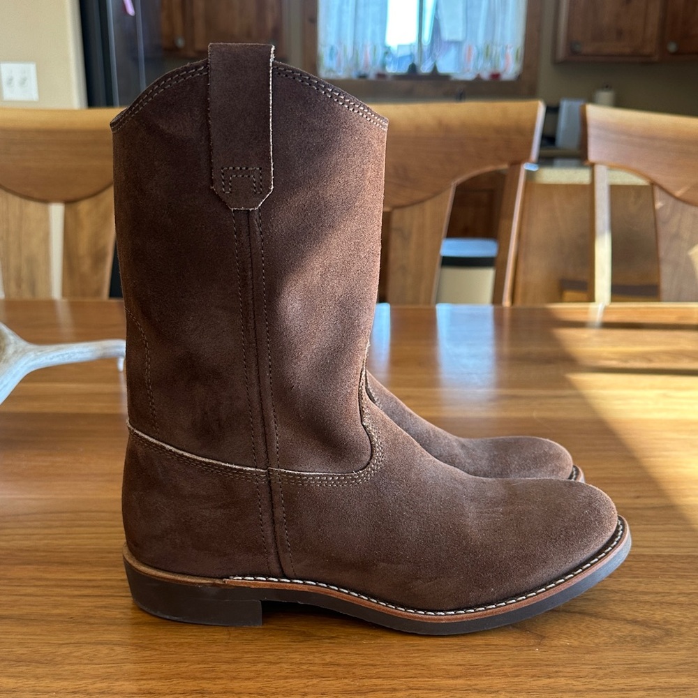 Red wing/Free People pull on rough out boots